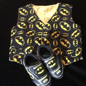 BATMAN sneakers and BATMAN 4 buttons vest.